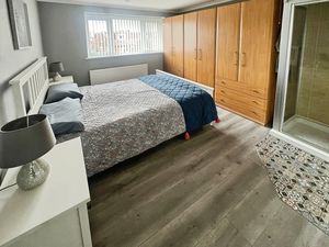 Master bedroom- click for photo gallery